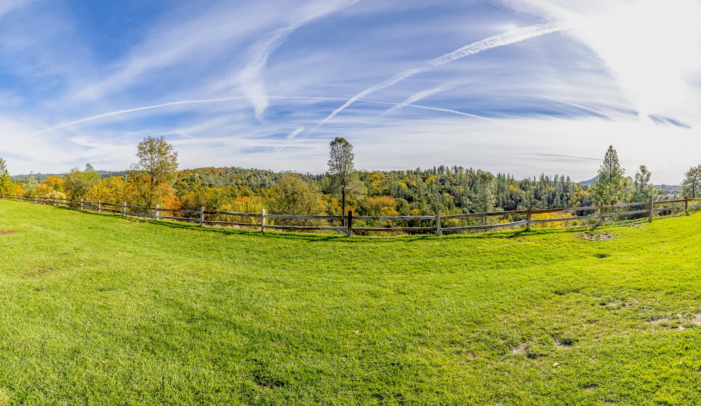 Autumn Fenceline — Jackson, California