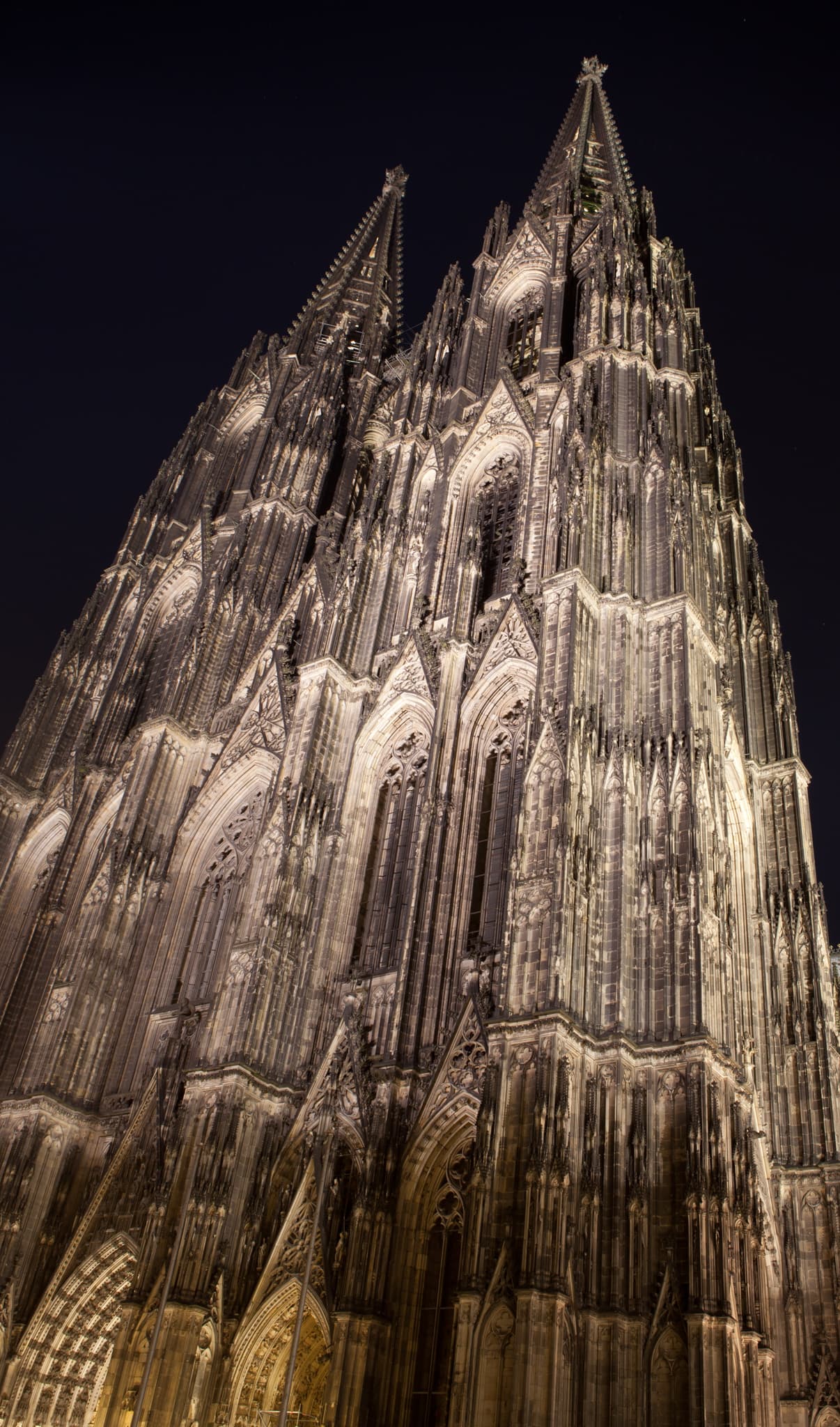 Twin Spires — Cologne, Germany